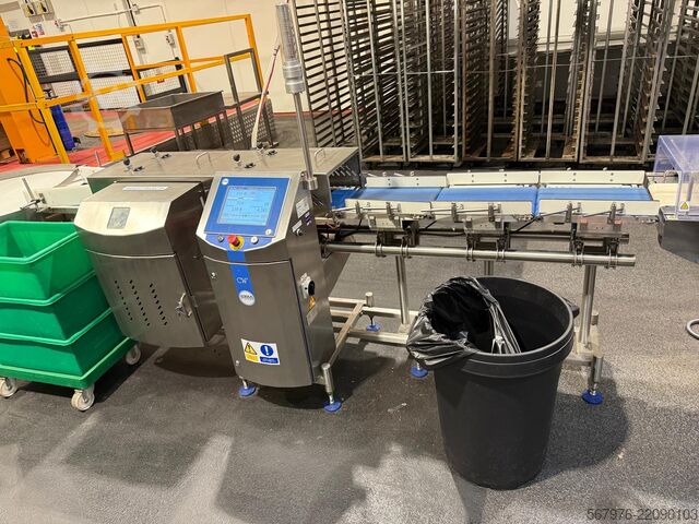 Flow wrapper Fuji Packaging / Loma Systems Complete FW3410CX Packing Line