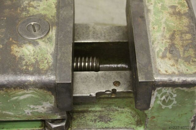 Machine vice unbekannt Spannweite 250 mm
