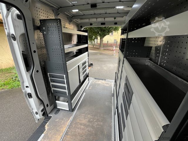 High top van VOLKSWAGEN CRAFTER 2.0 TDI BOTT REGALS. STANDHZG. NAVI PDC