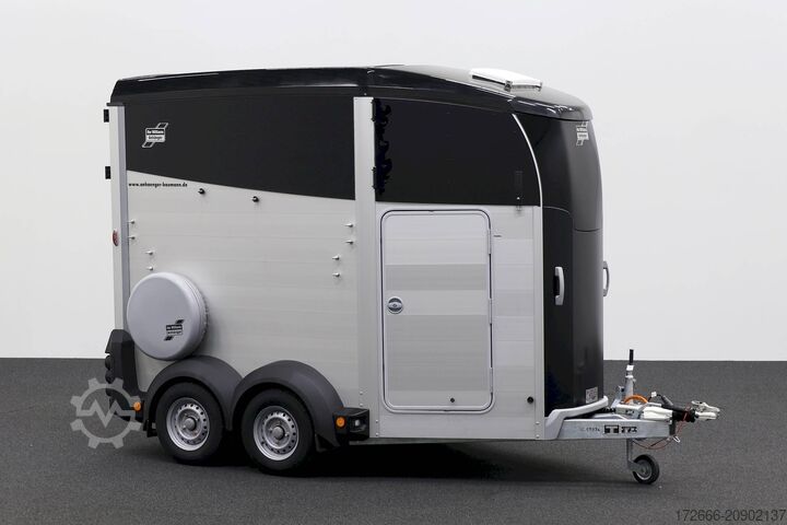 Pferdeanhänger Ifor Williams HBX 506 | SCHWARZ+SATTELKAMMER +POLSTER + 3.BREMSLEUCHTE