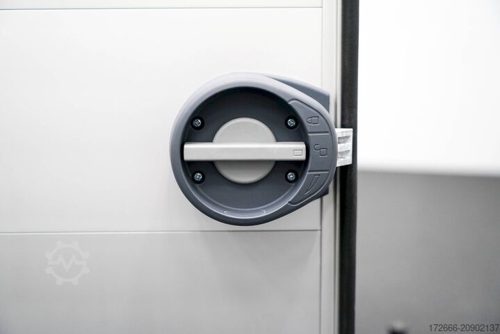 Pferdeanhänger Ifor Williams HBX 506 | SCHWARZ+SATTELKAMMER +POLSTER + 3.BREMSLEUCHTE