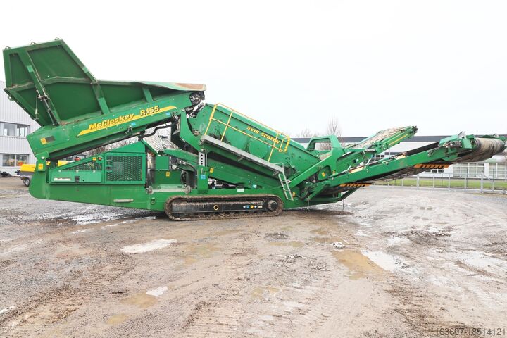 Screening plant Mc Closkey R 155