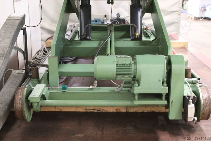 Scissor lift table with weighing unit LAWECO Traglast 2000 kg  4000 x 1420 mm
