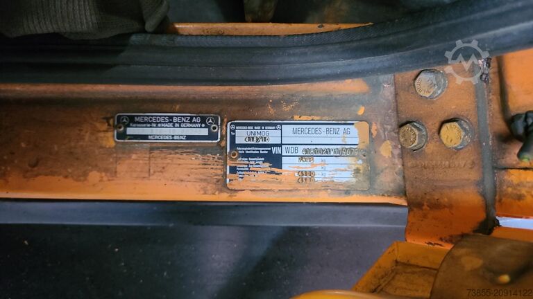 Commercial Vehicle - Tipper Mercedes-Benz Unimog 418/10