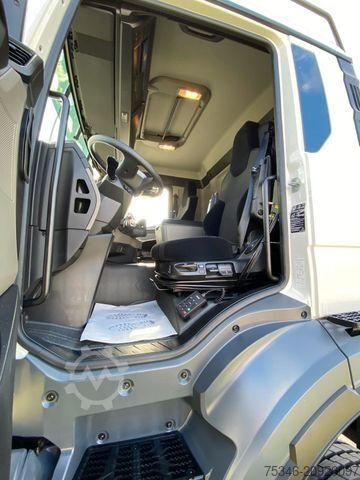 Heavy-duty truck MAN TGS 33.520 BL 6x4 FG/33 to/RS 3,60 m/PTO/AHK/Neu