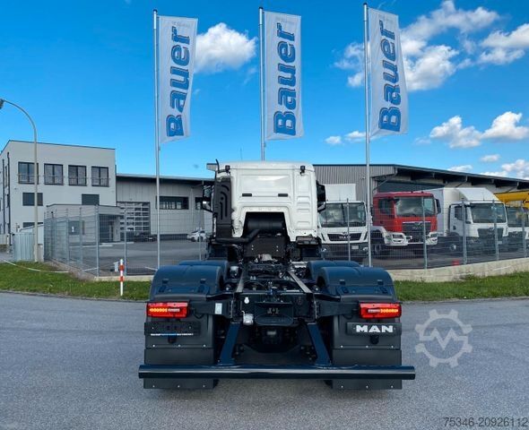 Truck chassis MAN TGS 33.520 BL 6x4 CH/33 to/RS 3,60 m/PTO/AHK/Neu