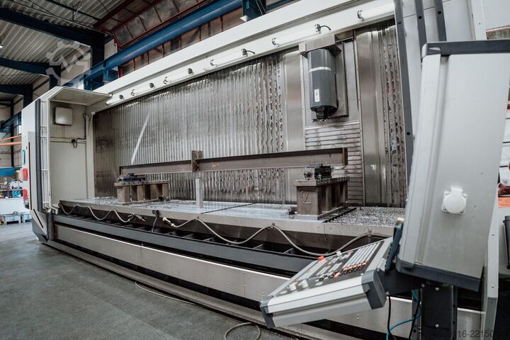 Universal-Bearbeitungszentrum AXA VHC-3-4500-XTS