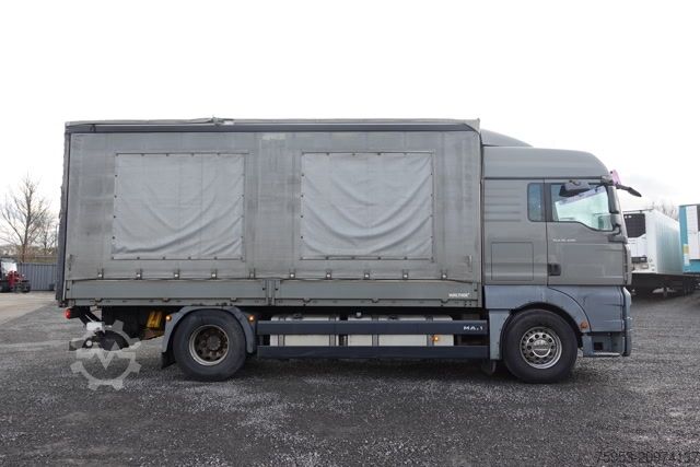 Flatbed truck with tarp MAN 18.400 TGA XLX Intarder LBW / Ladebordwand
