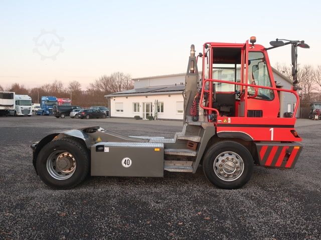 Standard tractor unit Terberg Terberg YT 222 4x2 Rangiermaschine