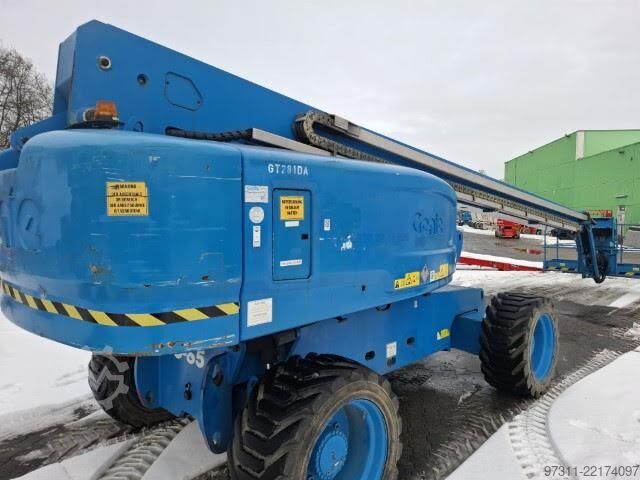 Teleskopbühne Genie S-85