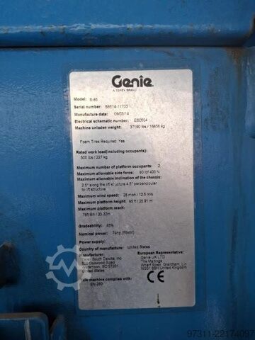 Teleskopbühne Genie S-85