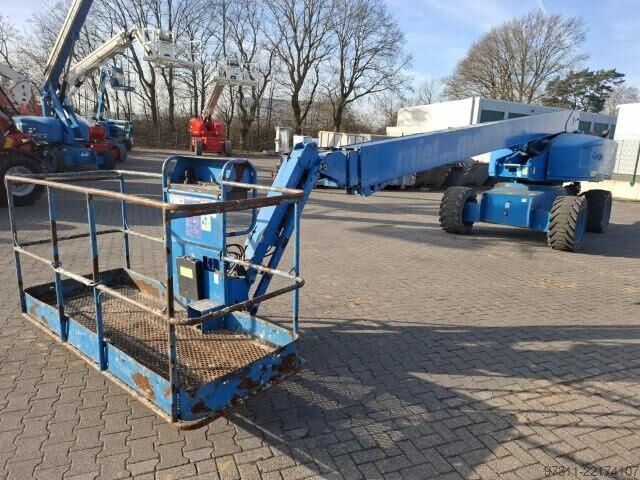 Teleskopbühne Genie S-85