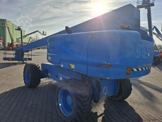 Teleskopbühne Genie S-85