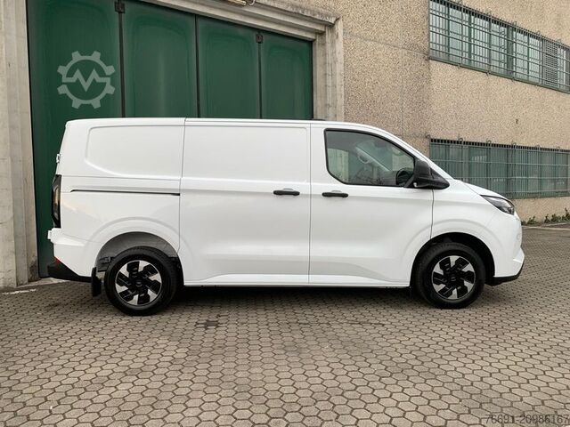 Panel van Ford Custom 320 - PLUG-IN  -  PHEV -