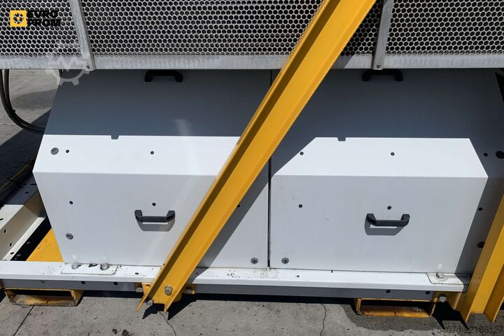 Chiller Used Industrial Chiller Climaveneta - 300 kW | With warranty