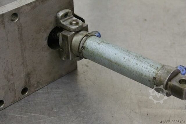 Quick release device unbekannt pneumatische Spannzange