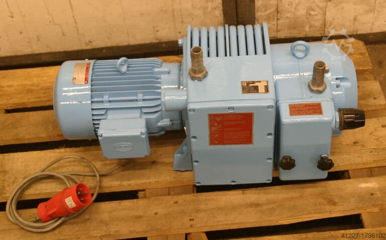 Vacuum pump 2.2 kW 60 m³/h Becker DVT 2.60