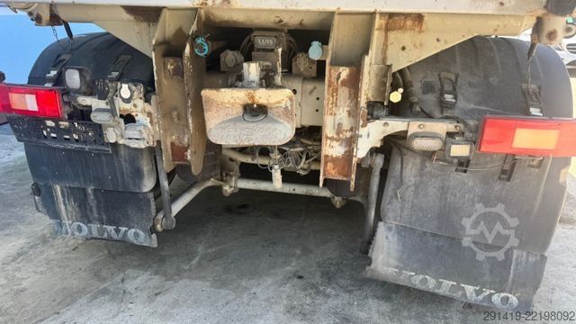Tipper truck VOLVO FM 440 6x2 R Kipper Euro 3 Bj 2008