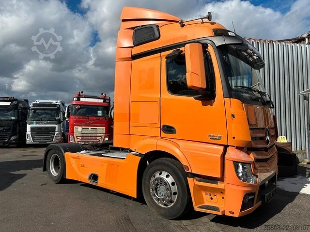 Standard tractor unit MERCEDES-BENZ Actros 1845 Nebenantrieb Schubbodenhydraulik ACC