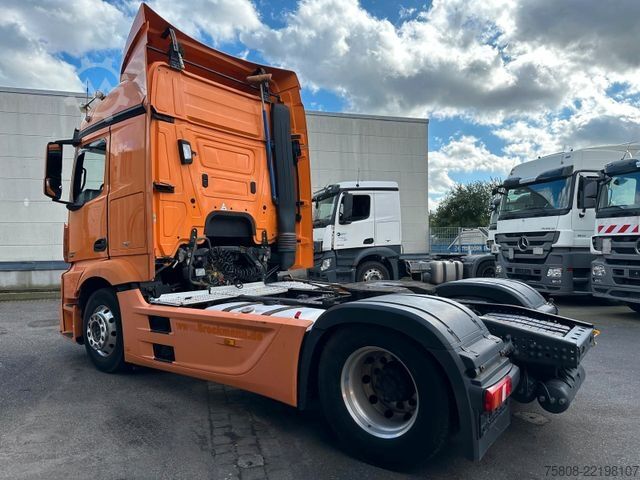 Standard tractor unit MERCEDES-BENZ Actros 1845 Nebenantrieb Schubbodenhydraulik ACC