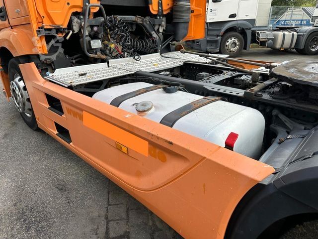 Standard tractor unit MERCEDES-BENZ Actros 1845 Nebenantrieb Schubbodenhydraulik ACC
