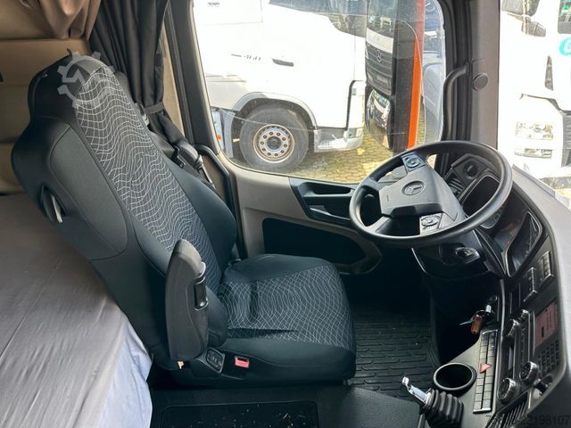 Standard tractor unit MERCEDES-BENZ Actros 1845 Nebenantrieb Schubbodenhydraulik ACC