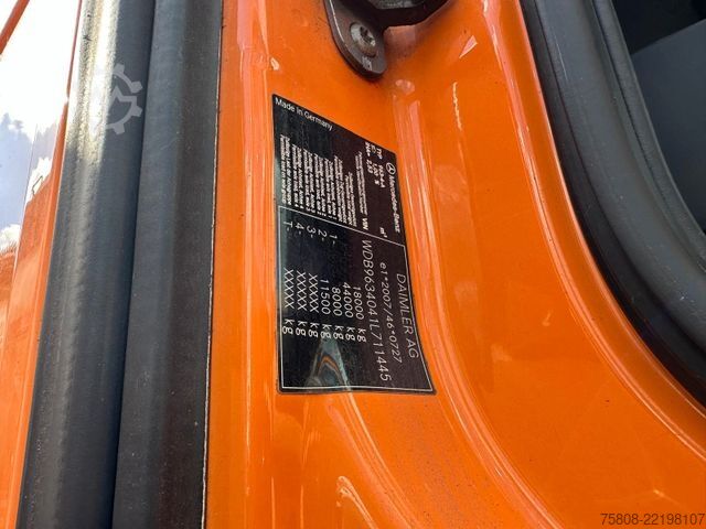 Standard tractor unit MERCEDES-BENZ Actros 1845 Nebenantrieb Schubbodenhydraulik ACC