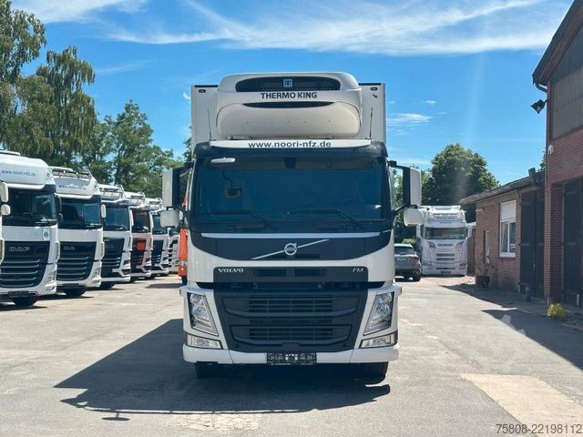 Kühlkoffer-LKW VOLVO FM330 E6D Tiefkühler 8,20m Thermoking T1200 ACC