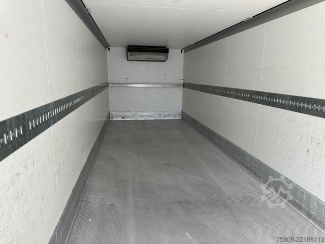 Kühlkoffer-LKW VOLVO FM330 E6D Tiefkühler 8,20m Thermoking T1200 ACC