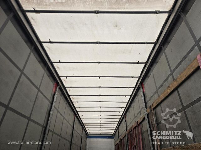 Open semitrailer with tarp Schmitz Cargobull Semitrailer Curtainsider Standard