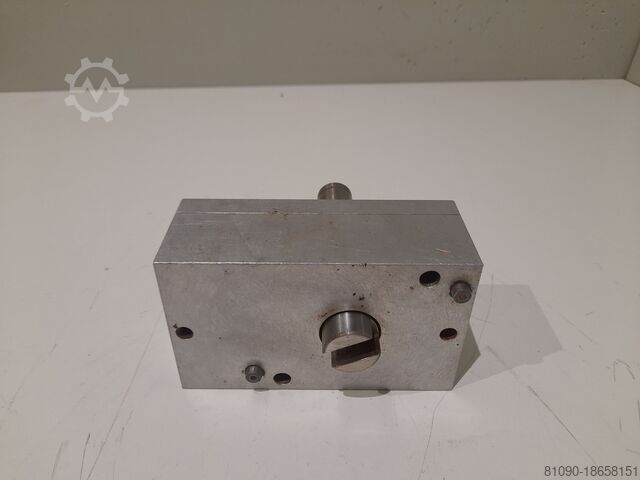 DRILLING HEAD 3 SPINDLES 136X80  