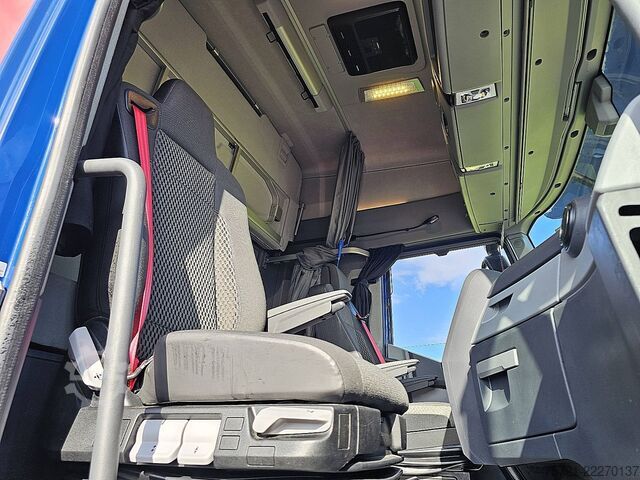 Standard-SZM RENAULT T 520 HIGH