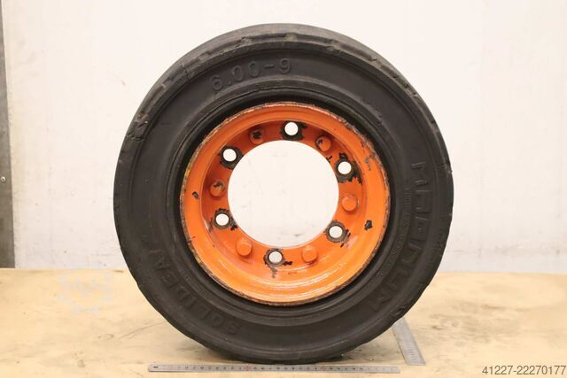 Solid rubber tires, 2 pieces Solideal Magnum 6.00-9