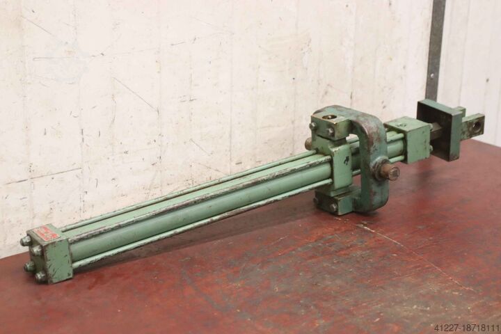 Hydraulic cylinder Milwaukee H-73 Hub 600 mm