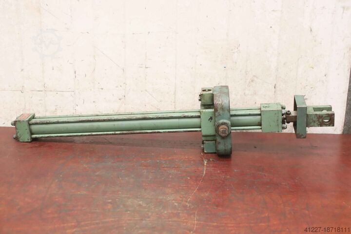 Hydraulic cylinder Milwaukee H-73 Hub 600 mm