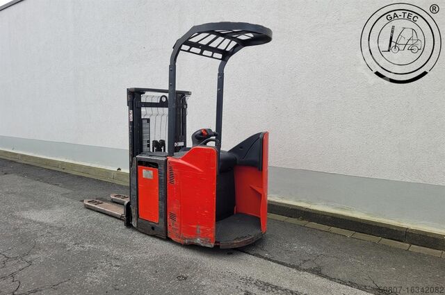 Hand pallet truck Linde D12SP