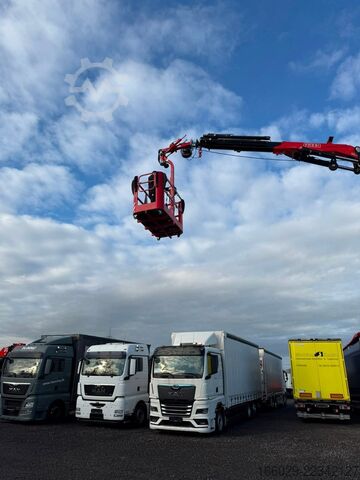 Truck mounted crane VOLVO FH 500 8x2 mit F990RA.2.28 L616 V30