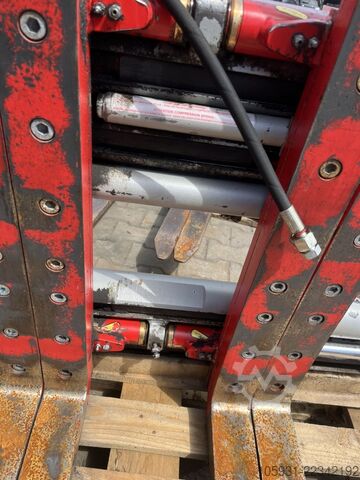 Multi-pallet handler 2/1 profile type Durwen DPK30C-SO