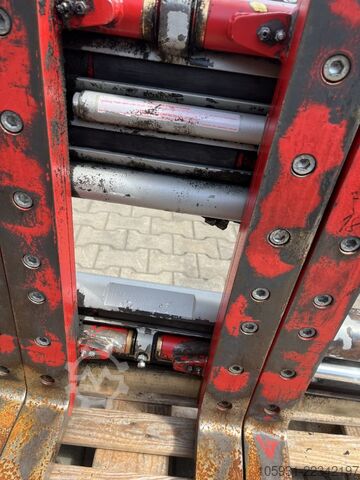 Multi-pallet handler 2/1 profile type Durwen DPK30C-SO