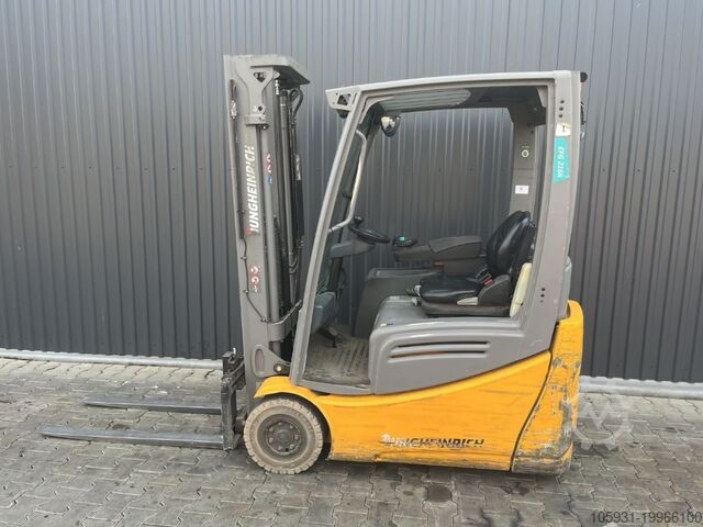 Electric 3-wheel forklift Jungheinrich EFG216k