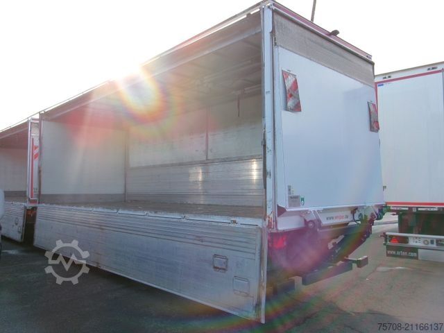 LKW mit Getränkeaufbau MERCEDES-BENZ 2546 Actros*kpl Zug*2x 7,7 m*2xLBW*Lift/Lenk*Ret