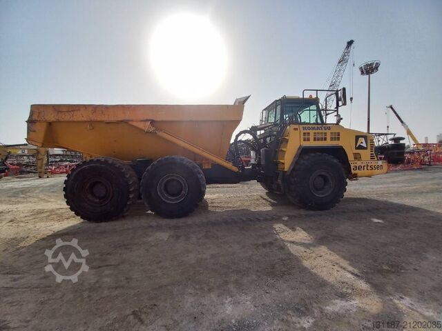 Dumper Komatsu HM400-3R (4 pcs available in Abu Dhabi)