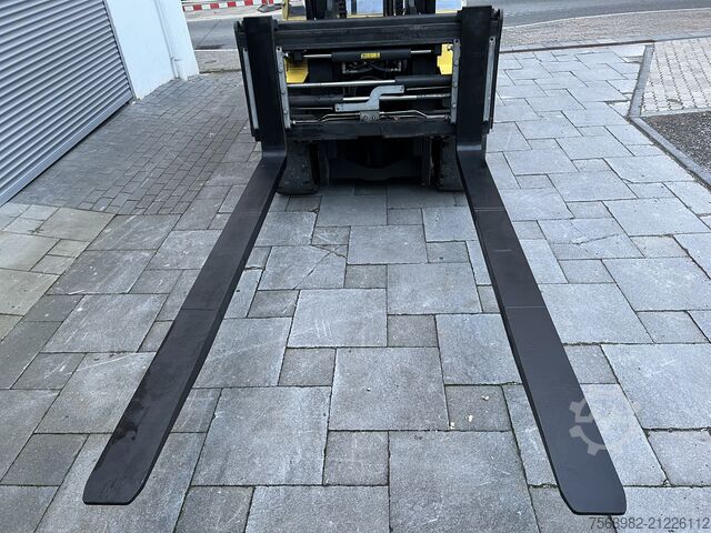 Hyster gas forklift, 5 tons, 4.6 m lift height Hyster H5.00 XM