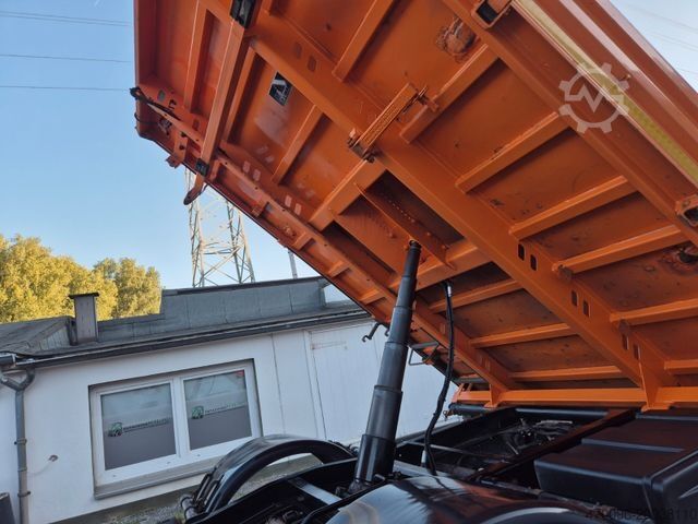 Sonstige MERCEDES-BENZ Vario 818 D*DoKa*Kran*Standheizung*