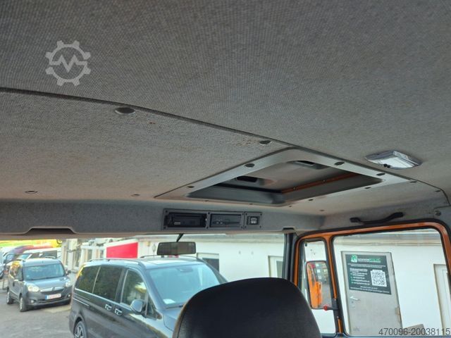 Sonstige MERCEDES-BENZ Vario 818 D*DoKa*Kran*Standheizung*