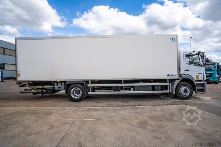 Refrigerated/freezer transport MERCEDES AXOR 1829-MP3+ CARRIER