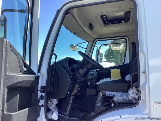 Custom body truck Ford Ford 4x2 Road 1833 Daycab