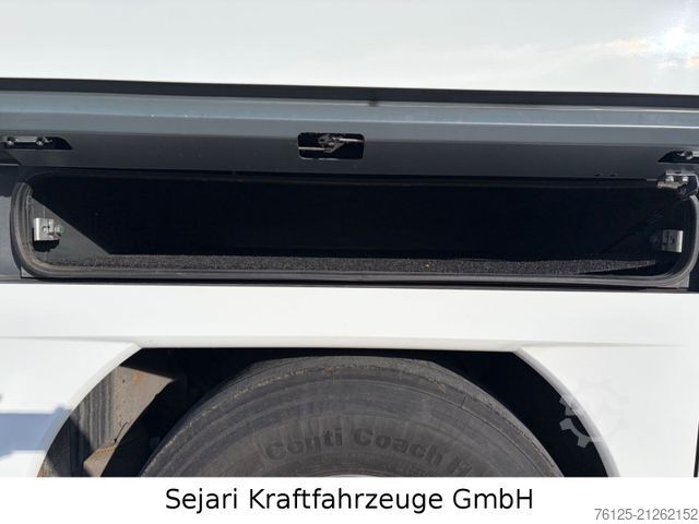 Motor coach NEOPLAN Cityliner Cityliner / P16 Coach  / 230 V / R08 /