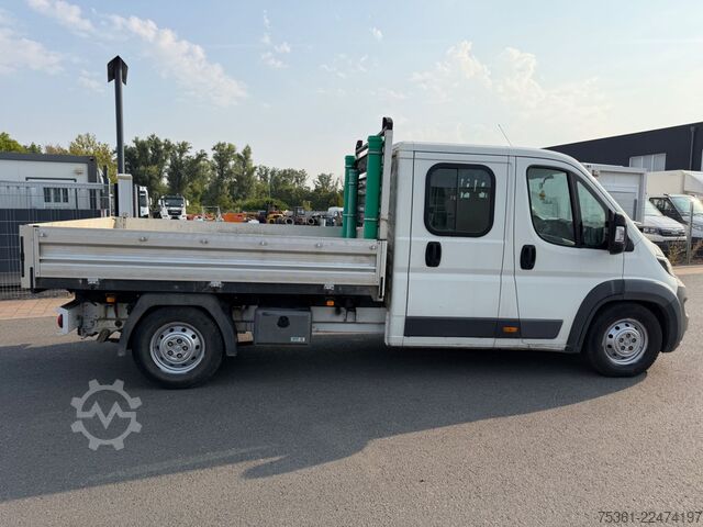 Transporter mit Kipper PEUGEOT Boxer DoKa Dreiseitenkipper L3 BlueHDi AHK E6