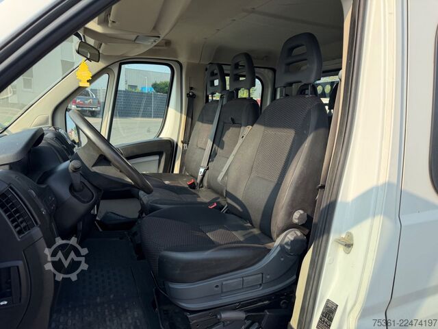 Transporter mit Kipper PEUGEOT Boxer DoKa Dreiseitenkipper L3 BlueHDi AHK E6